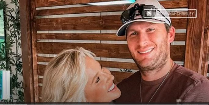 Savannah Chrisley Shows How Romance With Robert Shiver "Just Works ...